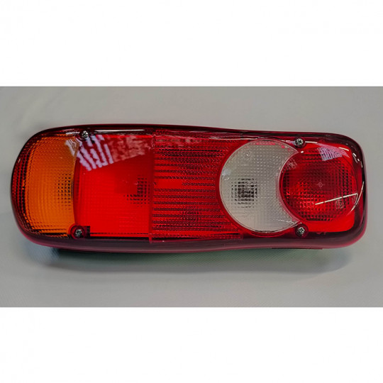 Feu arrière multifonction