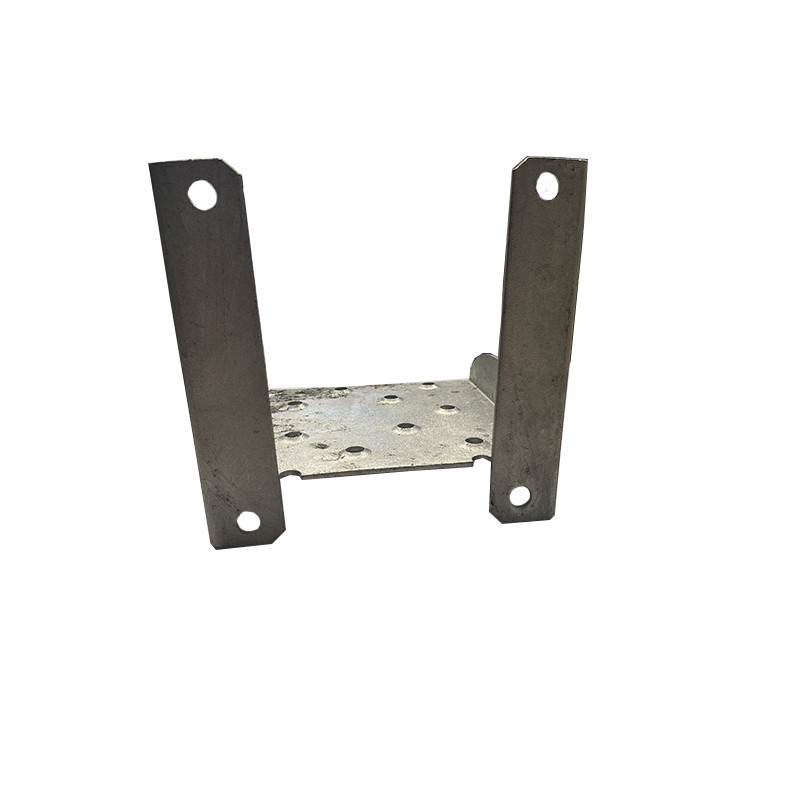 Marche escamotable pour benne, vue de l'arrière.